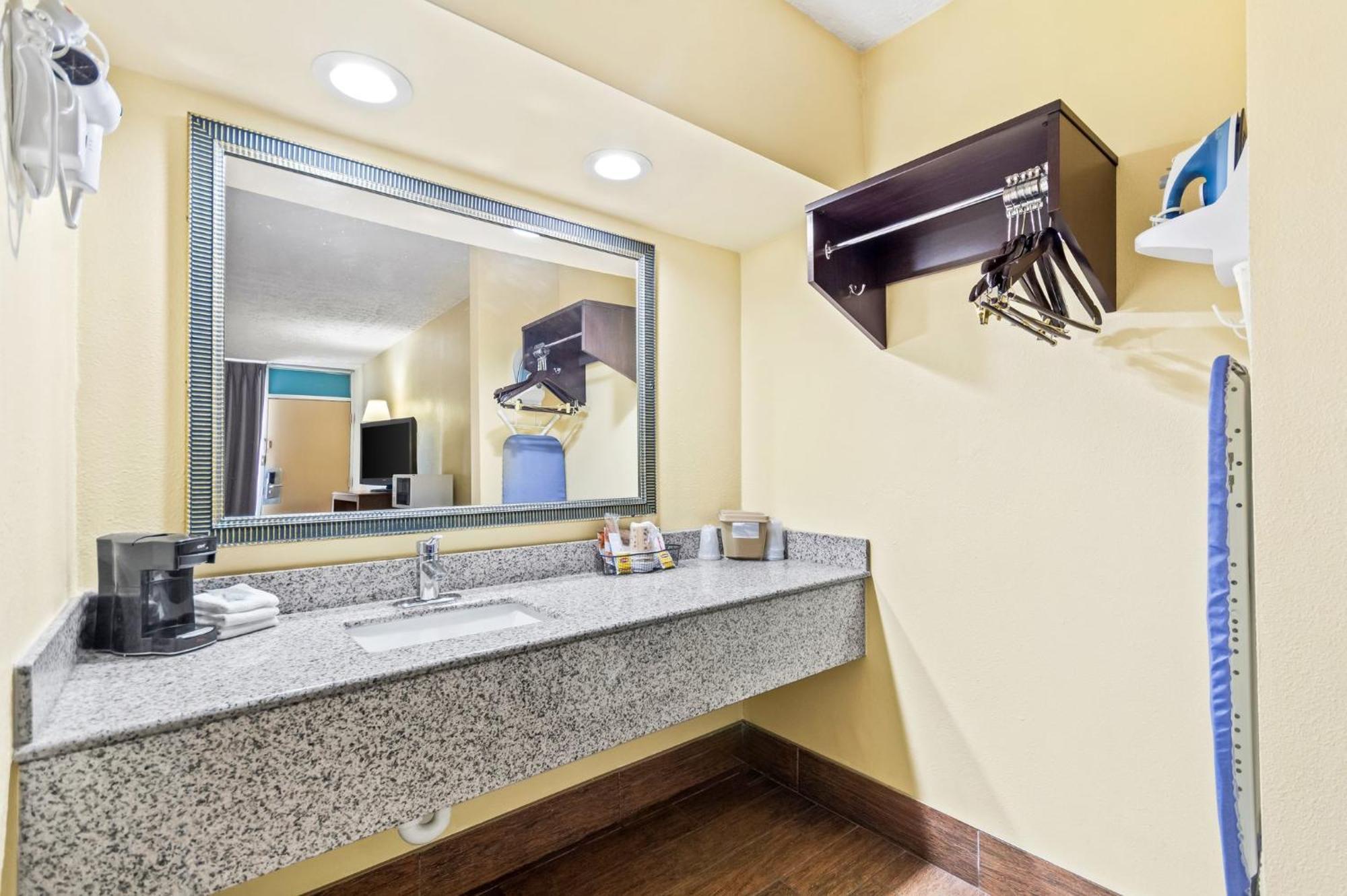 Red Roof Inn Berea Ngoại thất bức ảnh